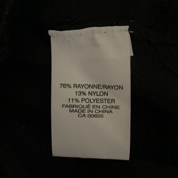 Smart Set Mini Skirt with Ribbed Detail Size Extra Small - Picture 7 of 8